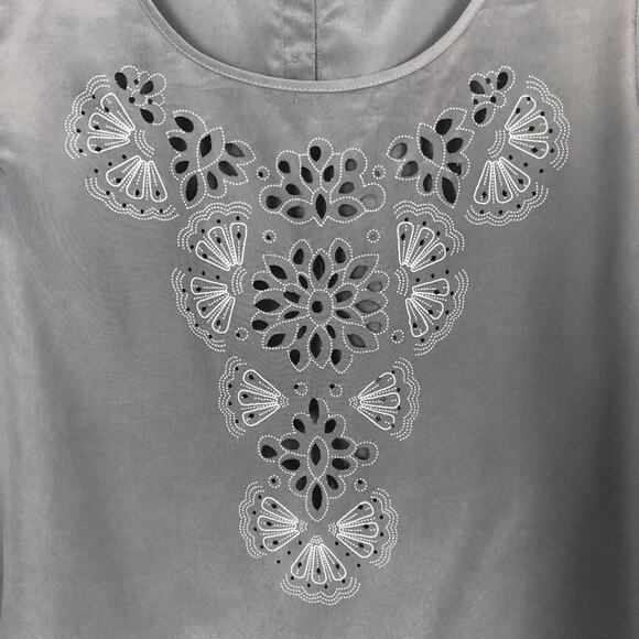 Xhilaration Bubble Sleeve Eyelet Scoop Neck Top Size S - Picture 4 of 11